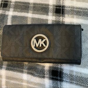 Black Michael Kors Wallet